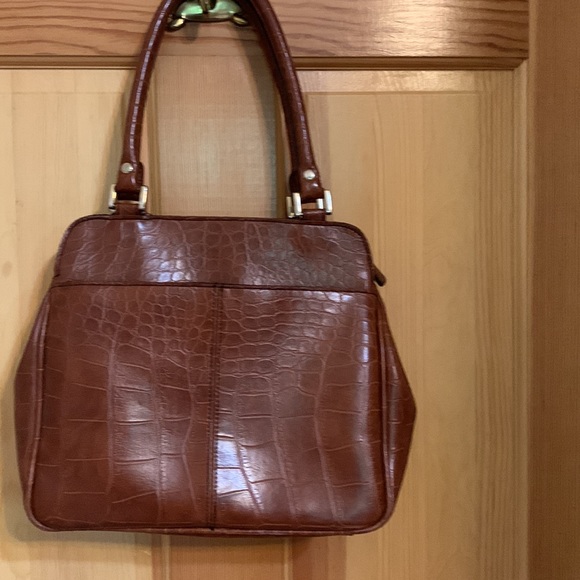 CORNELL LEATHER PURSE - Picture 4 of 11